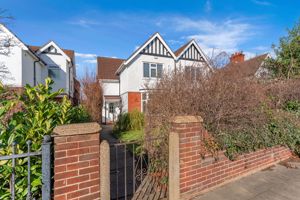 Photo 33- click for photo gallery